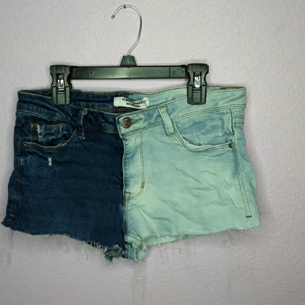 Short shorts